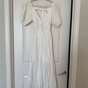 Elegant White Maxi Dress